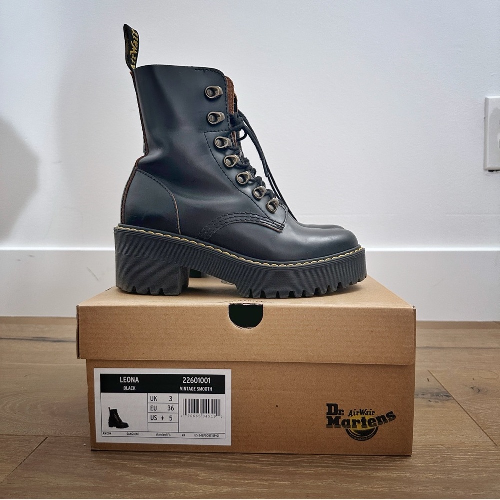 For Sale: Doc Martens “Leona” boots, Size 3 UK / 5 US